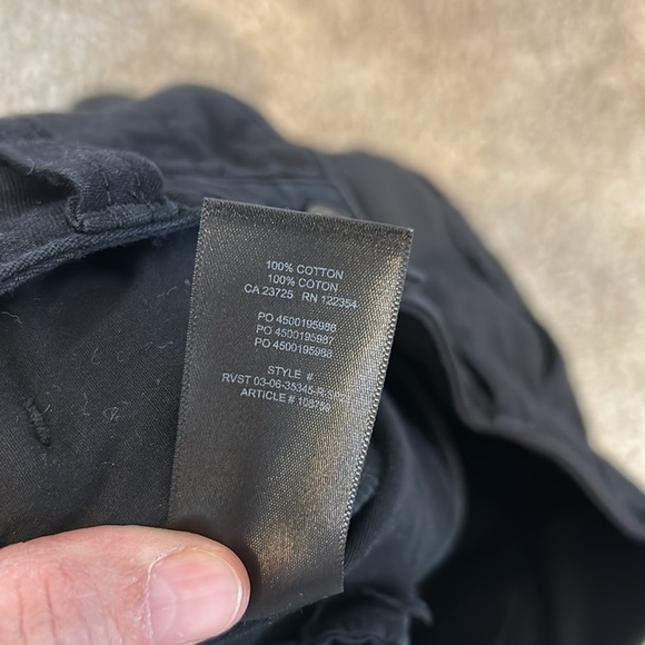 Aritiza TNA Supply Relaxed Cotton Adjustable Cargo Pant in Black - Picture 8 of 11